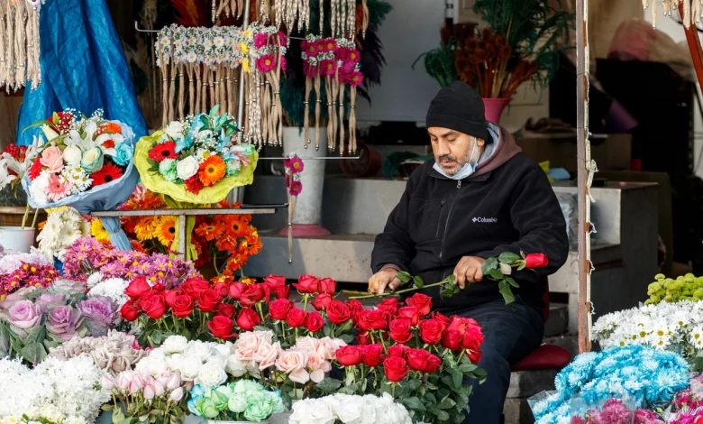 قد تدخل السجن.. دول تحظر «عيد الحب»!