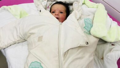العثور على طفلة حديثة الولادة ضمن حرم الجامع الأموي بدمشق