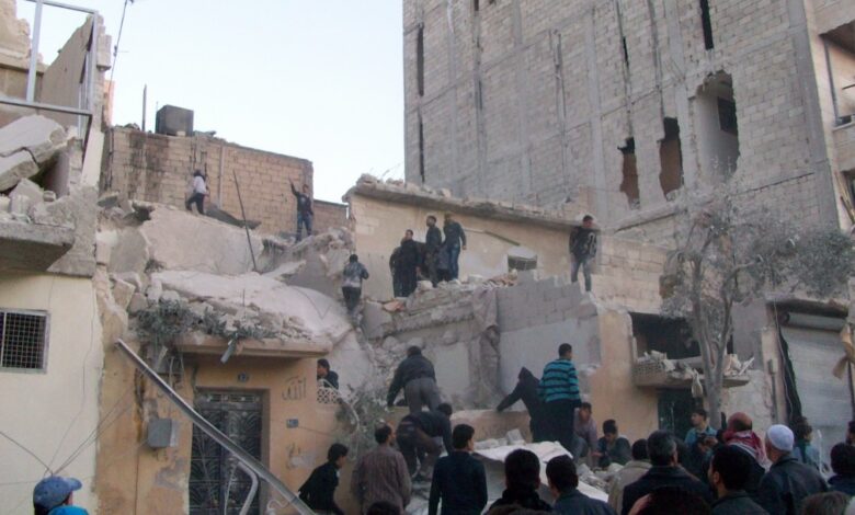 إخلاء أبنية سكنية في حلب جراء تصدعات حديثة