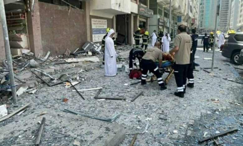 انفجار في العاصمة الإماراتية يوقع قتيلين وعشرات الجرحى