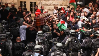 واشنطن "منزعجة" من تدخل الشرطة الإسرائيلية في جنازة أبو عاقلة