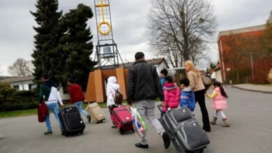 السوريون في مقدمة المرحّلين من بريطانيا إلى رواندا