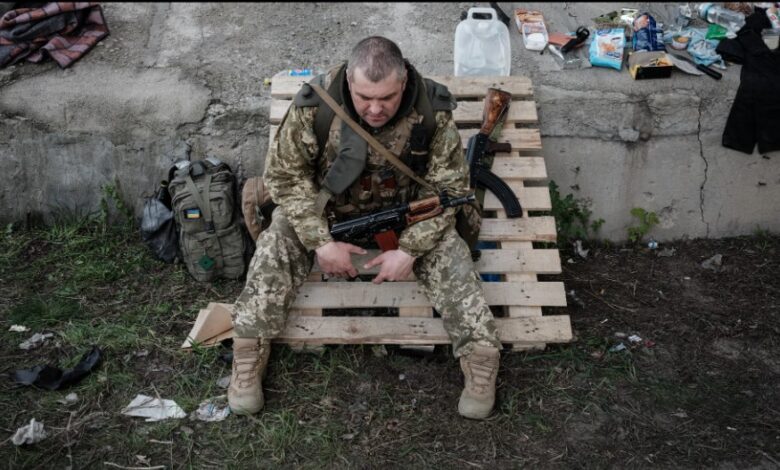تقرير بريطاني يكشف الحالة المعنوية للجنود الأوكرانيين على خطوط الجبهات؟