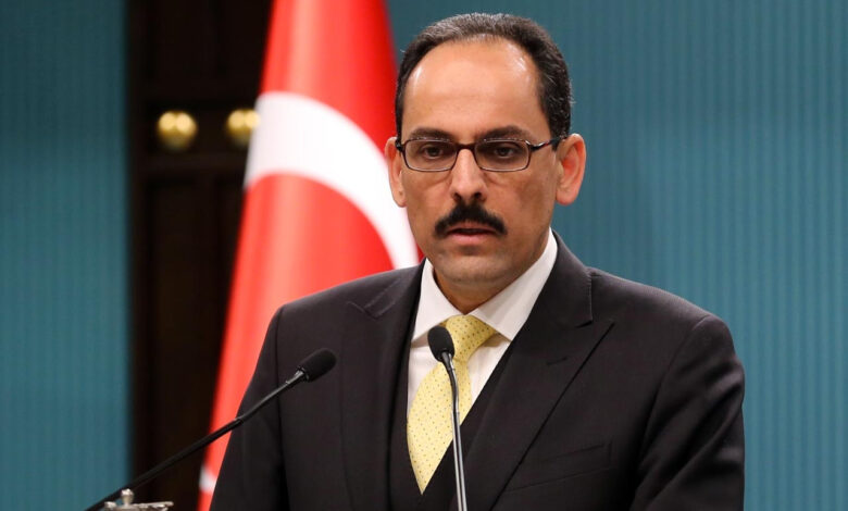 تركيا تعترف بوجود "اتصالات دورية" مع الجانب السوري