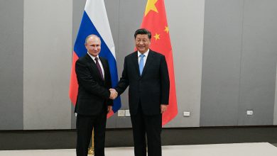 الرئيسان الروسي والصيني في "شنغهاي".. قمة إقليمية في مواجهة الغرب