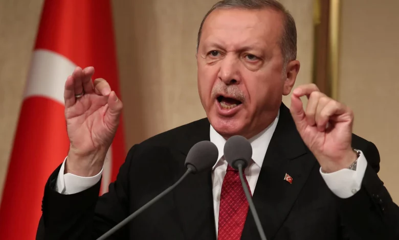 أردوغان يهدد اليونان بعبارة يستخدمها كثيراً في سوريا