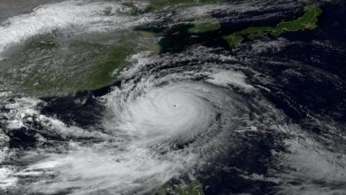 "غير مسبوق وخطير جداً".. اليابان تحذر من إعصار قوي
