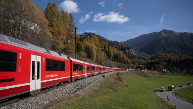 سويسرا تسجل رقماً قياسياً لأطول قطار ركاب في العالم