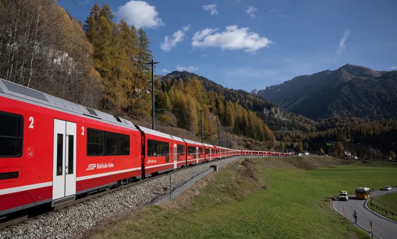 سويسرا تسجل رقماً قياسياً لأطول قطار ركاب في العالم