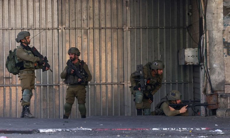 إصابة 5 جنود إسرائيليين في هجوم بالضفة الغربية