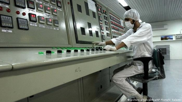 إيران ترفع نسبة تخصيب اليورانيوم