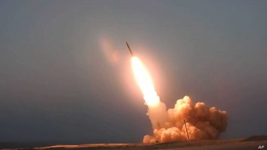إيران تعلن عن أول صاروخ باليستي أسرع من الصوت