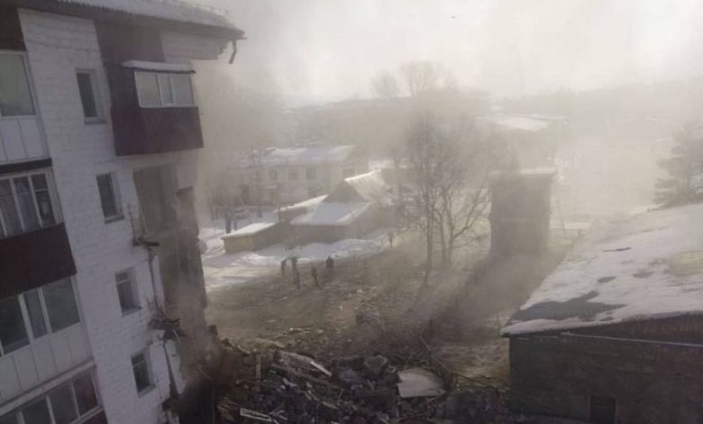 انهيار مبنى مكون من 5 طوابق إثر انفجار غاز في روسيا