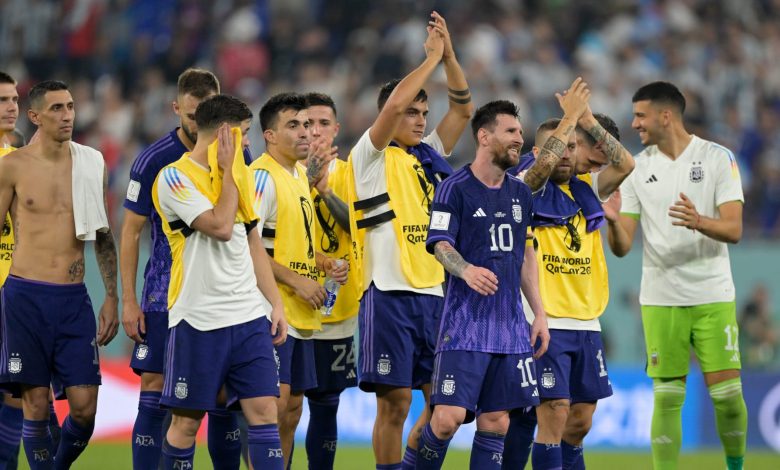 الأرجنتين تهزم بولندا ويتأهلان معاً إلى الدور الثمن النهائي