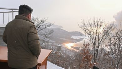كوريا الشمالية.. اختبار يقرّبها من تطوير صاروخ عابر للقارات