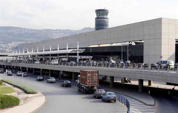 لبنان ينفي نقل أسلحة عبر مطار بيروت