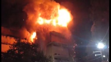 محاولات لإطفاء حريق ضخم في مصنع أدوات كهربائية جنوبي بيروت