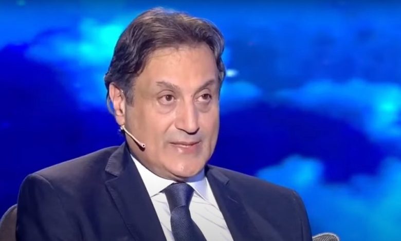 "سقوط أجسام من الفضاء وزلازل وتحوّلات سياسية".. توقعات صادمة لمنجّم لبناني