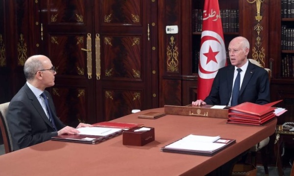 الرئيس التونسي يقرر رسمياً إعادة العلاقات كاملة مع سوريا
