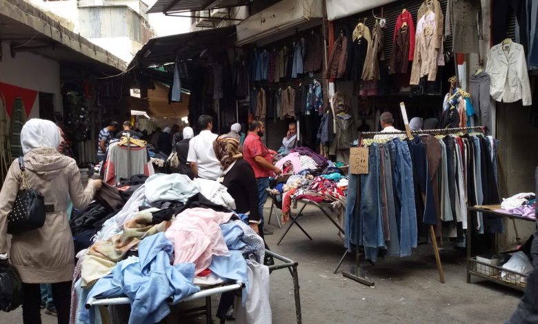 هل يسرق ارتفاع أسعار الملابس فرحة العيد عند السوريين؟