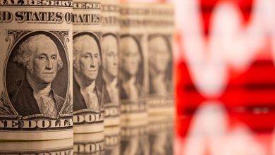 هل يفقد الدولار الأمريكي هيمنته على العالم؟