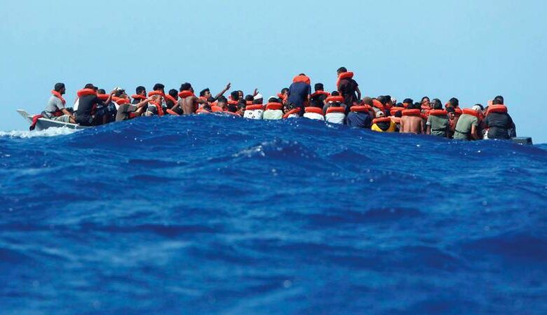 سفينة مفقودة في المتوسط تهدد بوقوع كارثة إنسانية