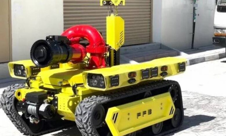 أوّل روبوت مصنّع في الإمارات لإطفاء الحرائق
