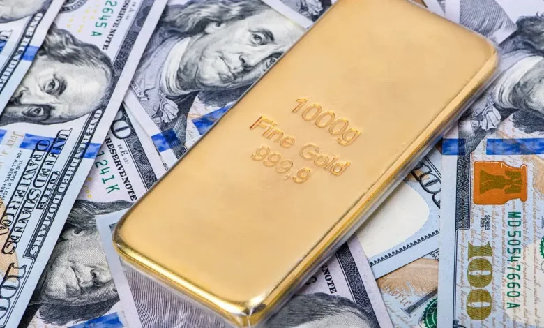 الذهب يرتفع والدولار يواصل هبوطه