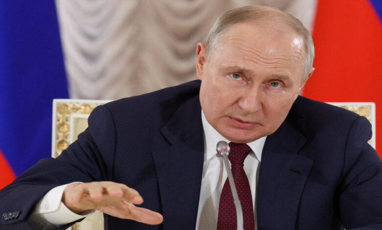 بوتين معلقاً على إمكانية مواجهة مع أمريكا في سوريا.. "مستعدون لأي سيناريو"