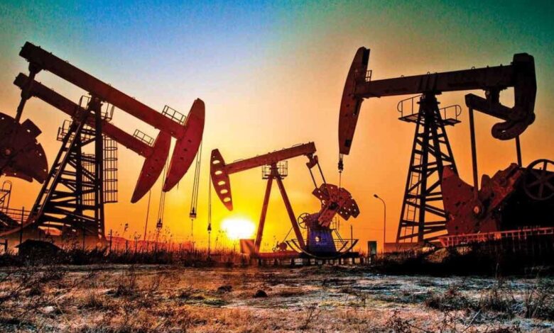 تراجع أسعار النفط.. على الرغم من انخفاض مخزوناته في أمريكا