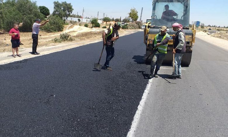 مع بدء الموسم السياحي.. إعادة تأهيل الطرق الأكثر تضرراً في حمص ؟!