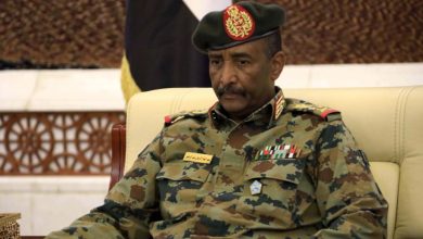 قائد الجيش السوداني يستبعد اتفاقاً مع الدعم السريع