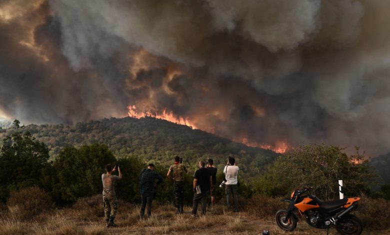 اليونان تكافح أكبر حريق في أوروبا منذ 23 عاماً
