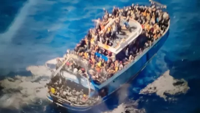 عشرات المهاجرين يقاضون اليونان