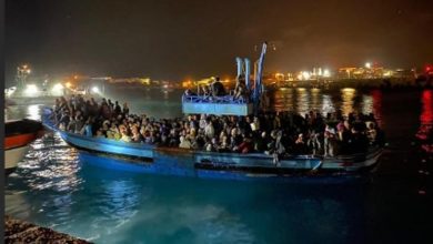 أزمة المهاجرين في لامبيدوزا الإيطالية تستنفر أوروبا