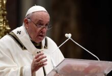 البابا يلغي زيارة مقررة إلى دبي