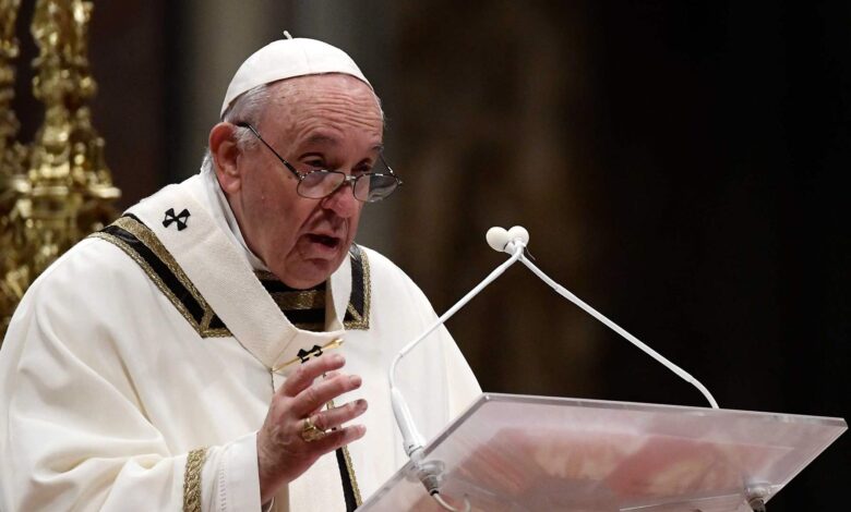 البابا يلغي زيارة مقررة إلى دبي