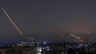 الاحتلال الإسرائيلي يعلن قصف مواقع في سوريا رداً على هجمات باتجاه الجولان