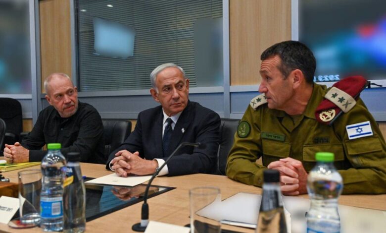 كبار قادة "إسرائيل" يصرخون على بعضهم.. مالذي دار في جلسة "الكابينيت"؟
