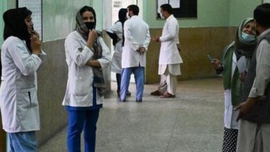 طالبان تحظر امتحان مُمارسة المهنة على خريجات كلية الطب
