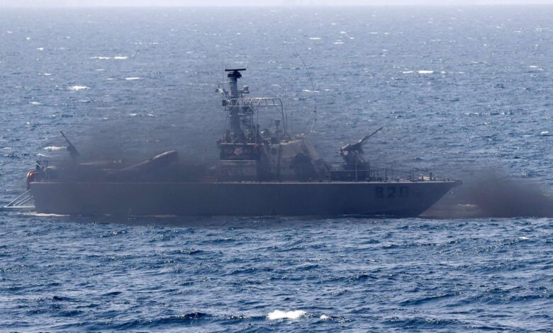 الفصـ ـائل اليمنية تعلن استهداف سفينة أمريكية في خليج عدن