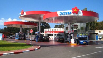 "إسرائيل" تلجأ إلى رفع سعر البنزين