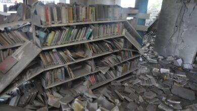 قصف مكتبة بلدية غزة