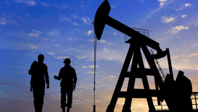 النفط يحقق مكاسب في نهاية الأسبوع الأول من عام 2024 !