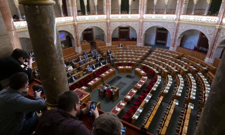 واشنطن تشعر بخيبة أمل بسبب البرلمان المجري