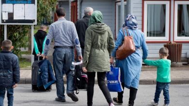 النمسا والدنمارك تعتزمان ترحيل اللاجئين السوريين !