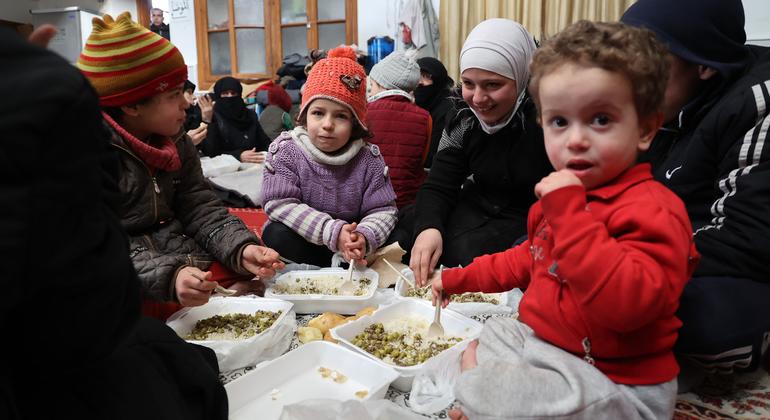 الأمم المتحدة: نصف سكان سوريا بحاجة المساعدات الغذائية!