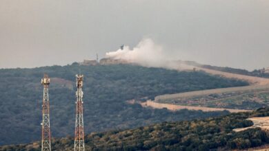 100 صاروخ من جنوب لبنان على الجولان المحتل