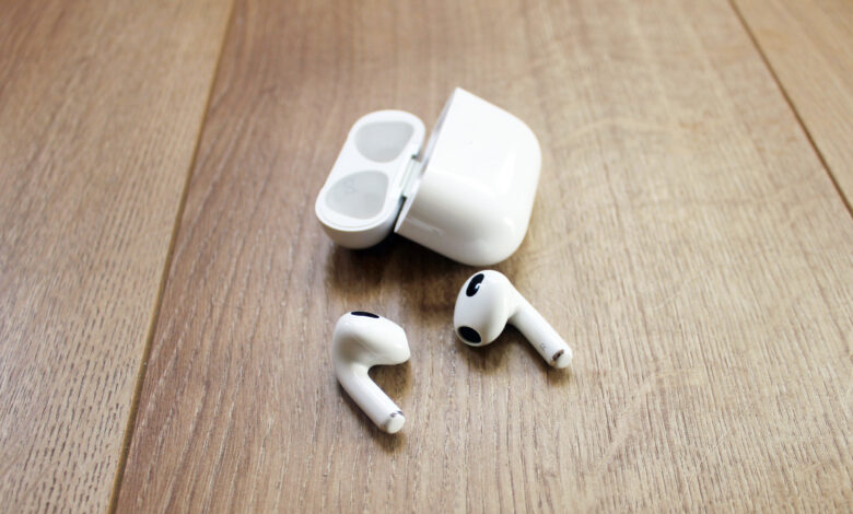 AirPods 4