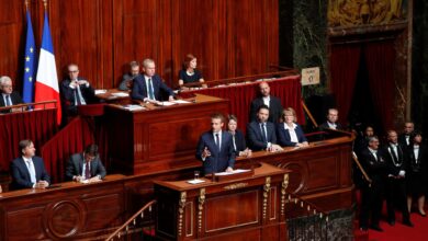 طالب 115 برلمانياً فرنسيا من مجلسي النواب والشيوخ الرئيس إيمانويل ماكرون، الجمعة، بوقف جميع مبيعات الأسلحة لـ "إسرائيل". وعبر منشور على منصة